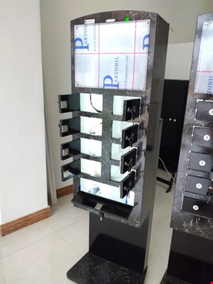 استند شارژر BO طرح سنگ